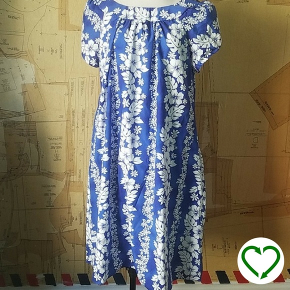 Vintage Dresses & Skirts - Hawaiian Vintage Dress